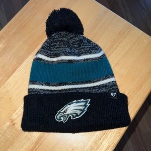 Ladies Philadelphia Eagles Winter Hat!